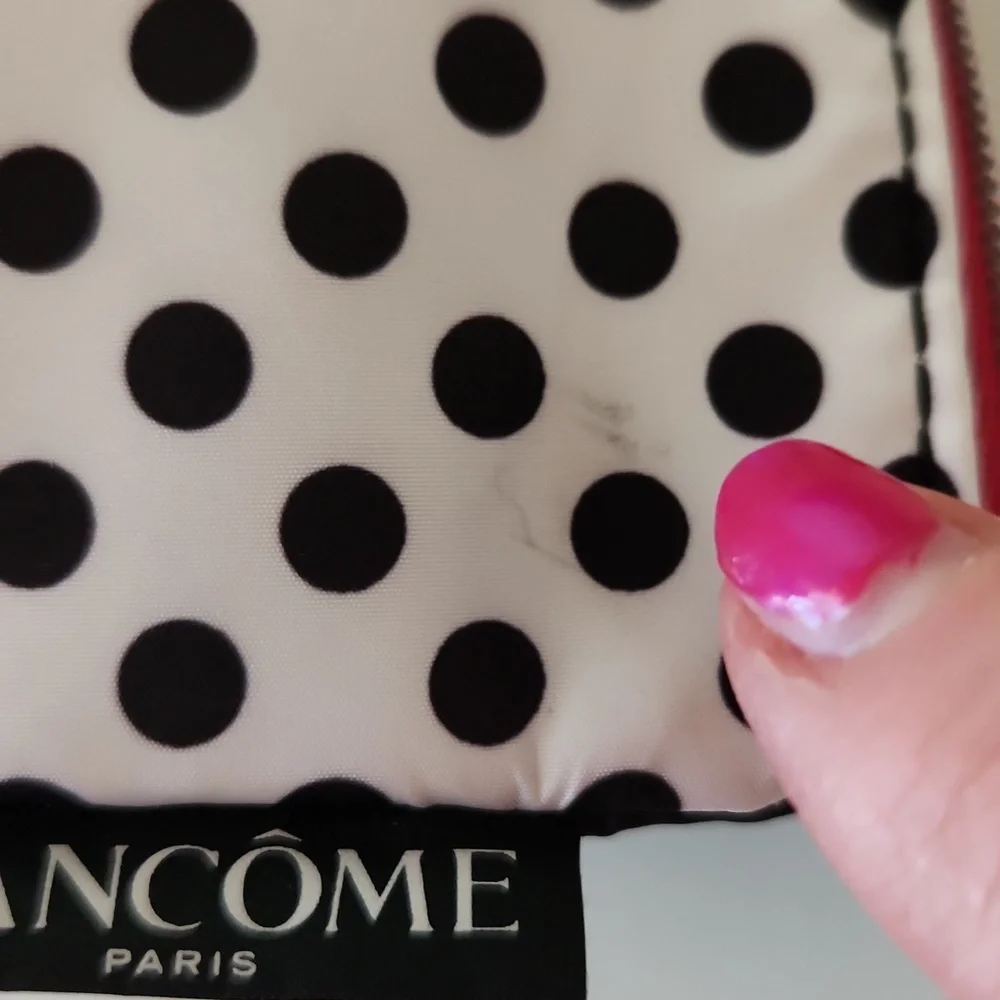 Lancome Black/Hot Pink/White Make-Up Bags Set Of Two‎